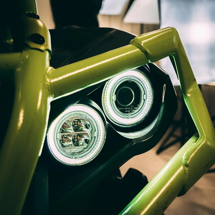 Luz led neutrino RJWC CAN AM OUTLANDER/ RENEGADE - Imagen 3