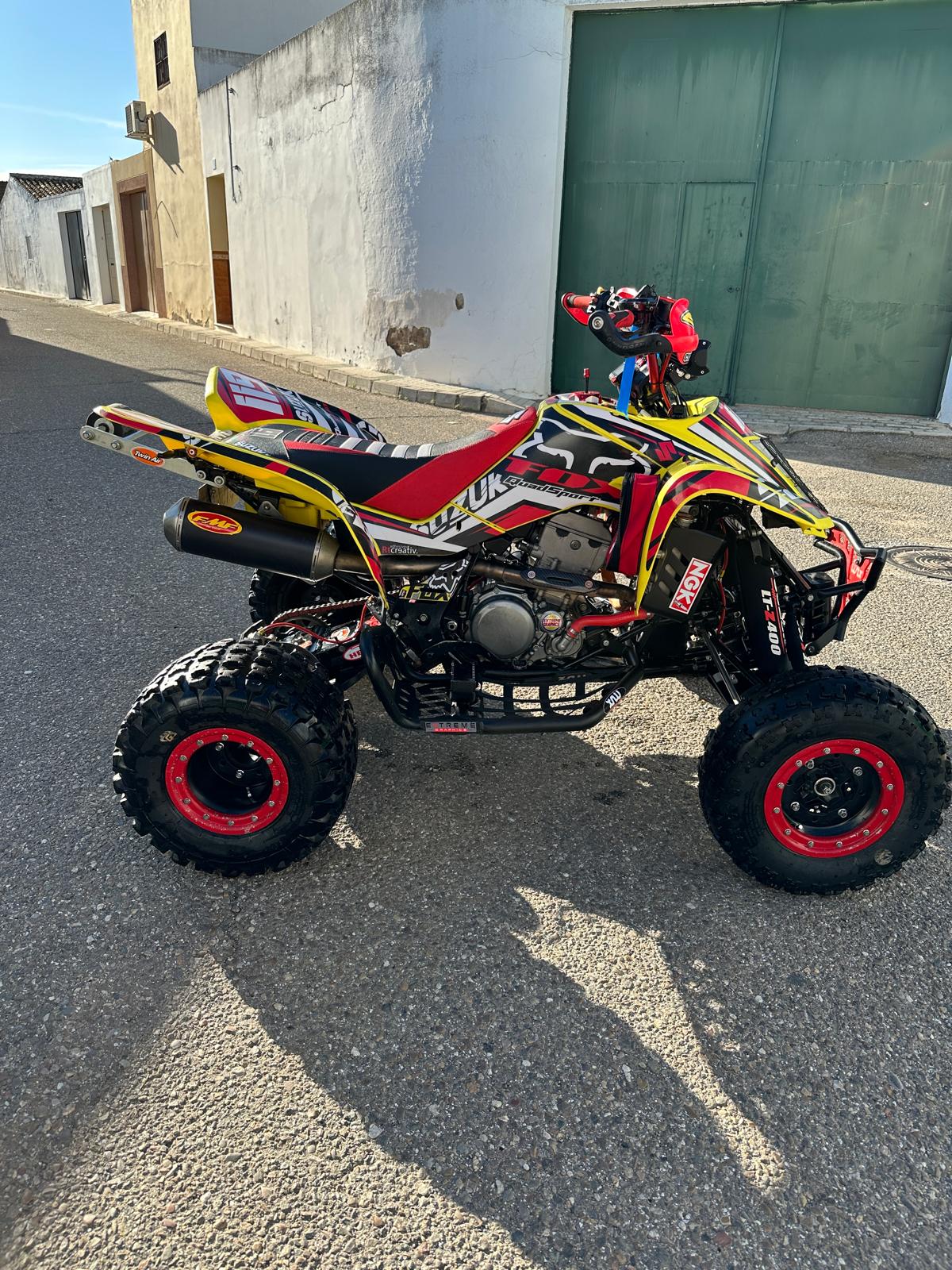LLANTAS PACK 4 UNIDADES MX RACING DELANTERA/TRASERAS NEGRAS EN ALUMINIO 2 X 10"/2 X 9" beadlock rojo - Imagen 6