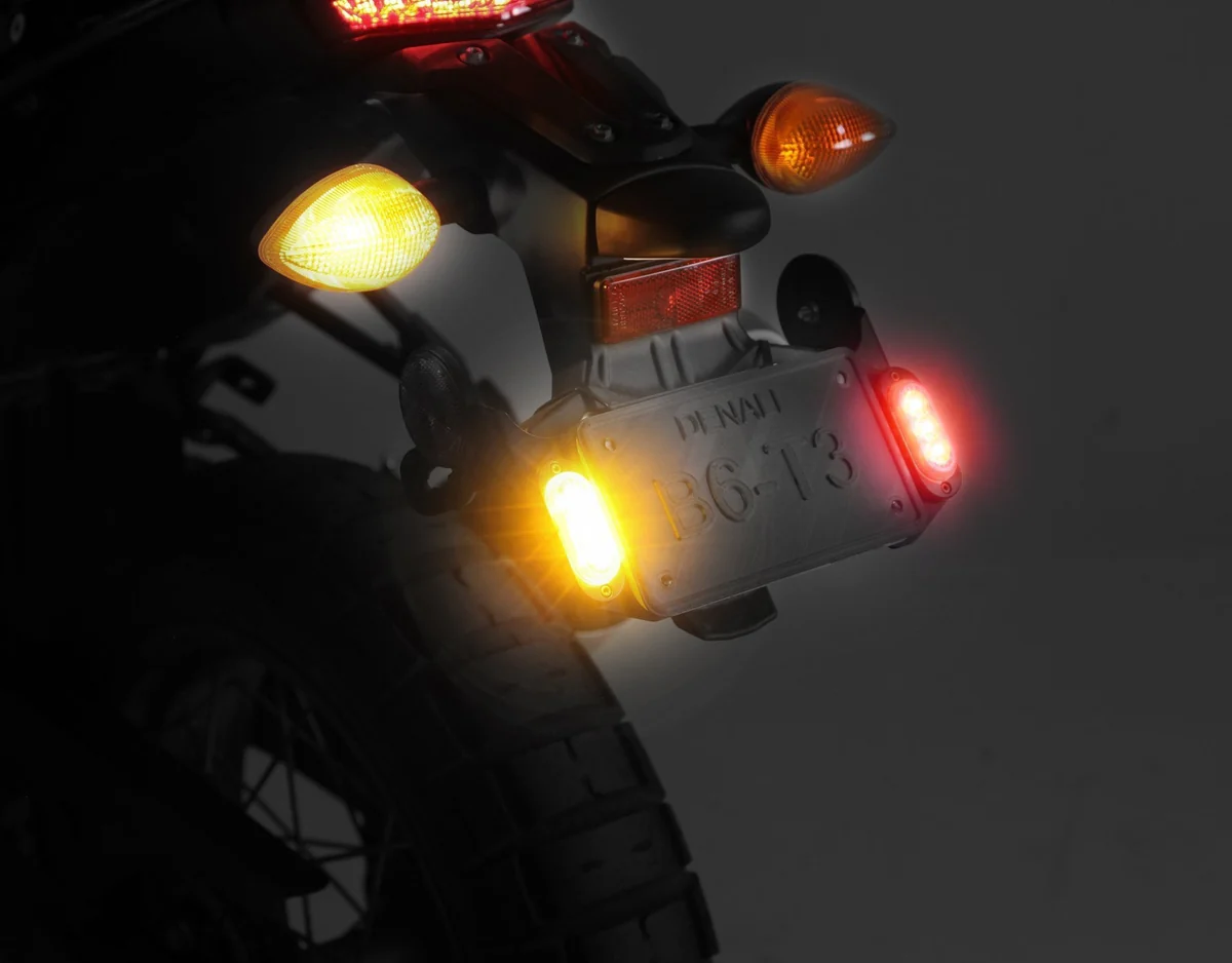 kit denali luces traseras intermitentes t3 con soporte guardabarros - Imagen 3