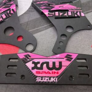 Pack defensas laterales y defensa trasera personalizado fucsia Suzuki LTZ 400